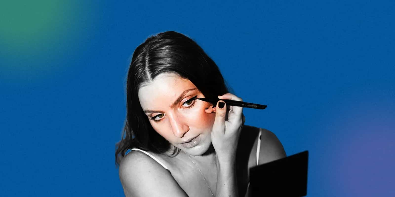 Apply Colour-Correcting Concealer and Add a Little Eyeliner!